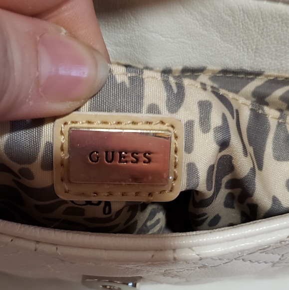 Cute Guess shoulderbag - Picture 5 of 5